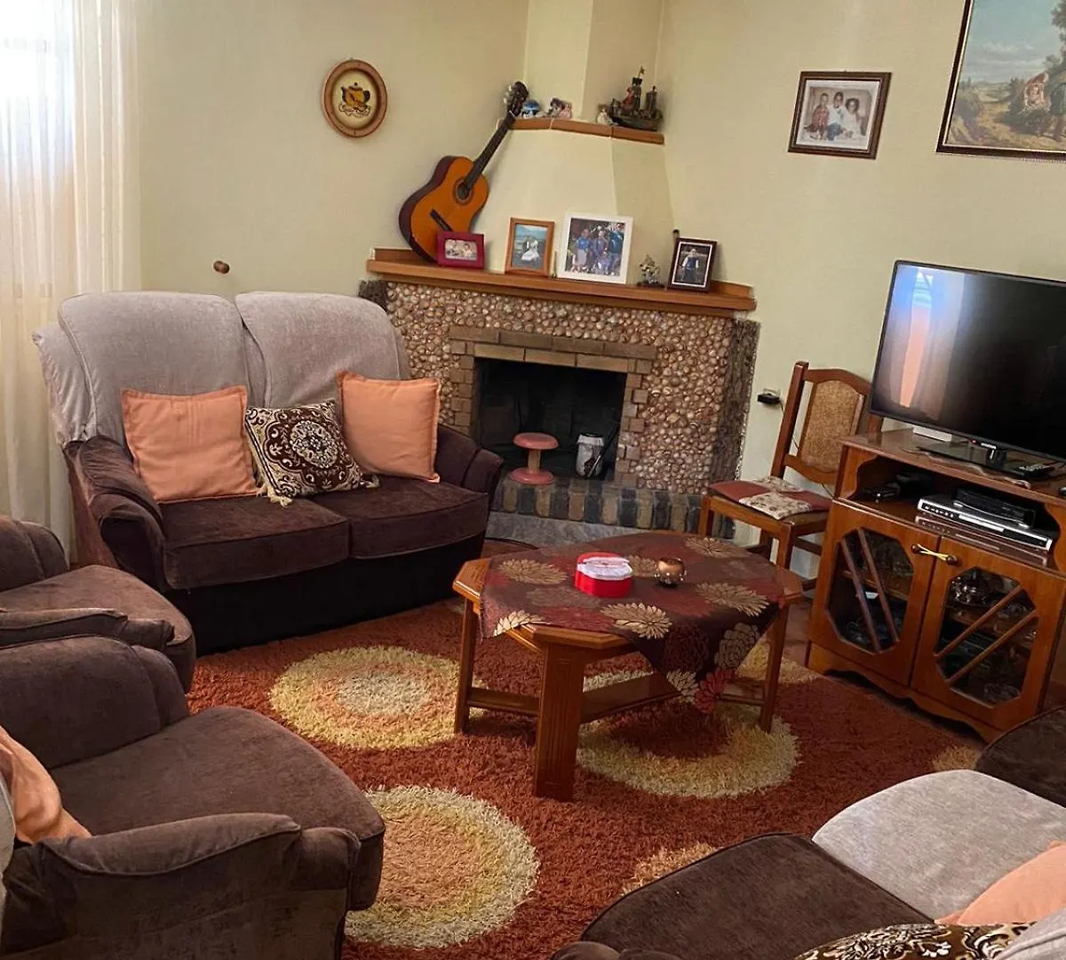Cenko Family Apartment Gjirokaster